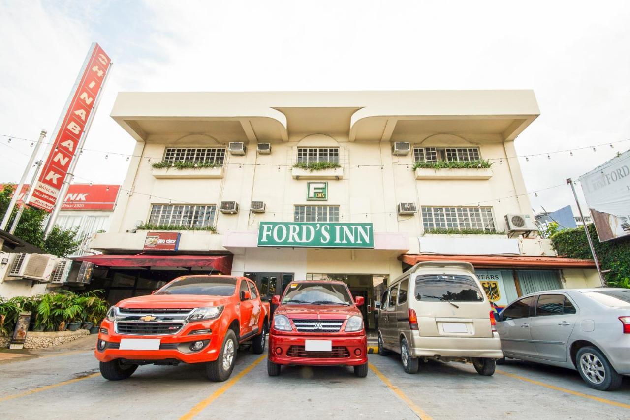Vaccinated Staff - Oyo 465 Ford'S Inn Cebu Exteriér fotografie